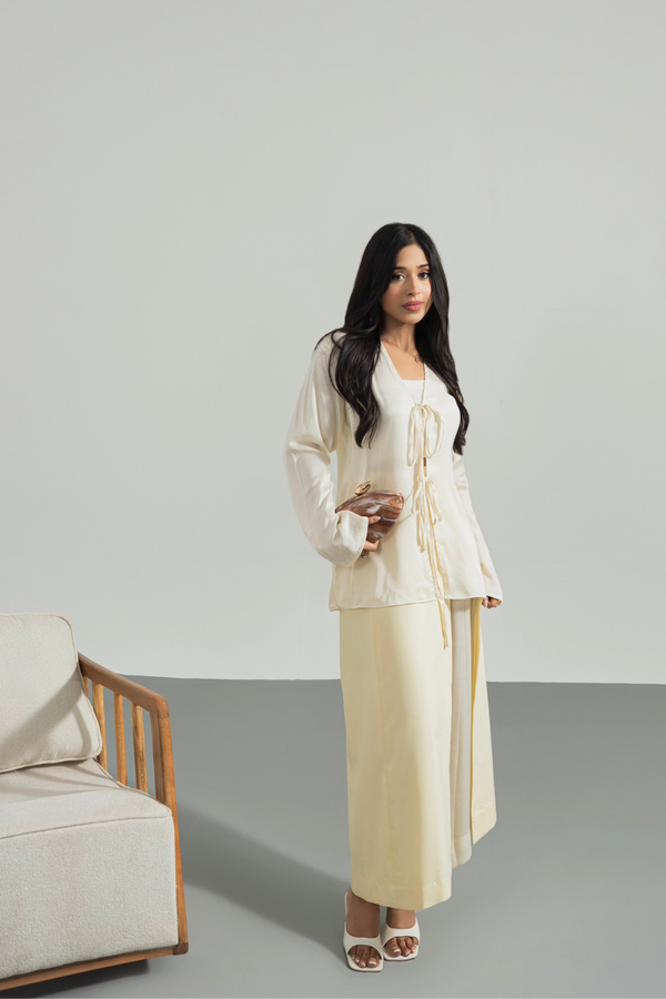 Ivory - Bow Tie Silk Blouse